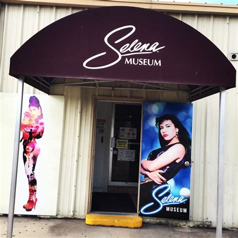 selena stores in texas.